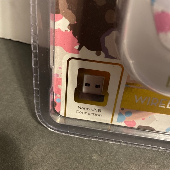 Not for sale ….WINX wireless mouse paint splatter design scroll - Picture 7 of 8